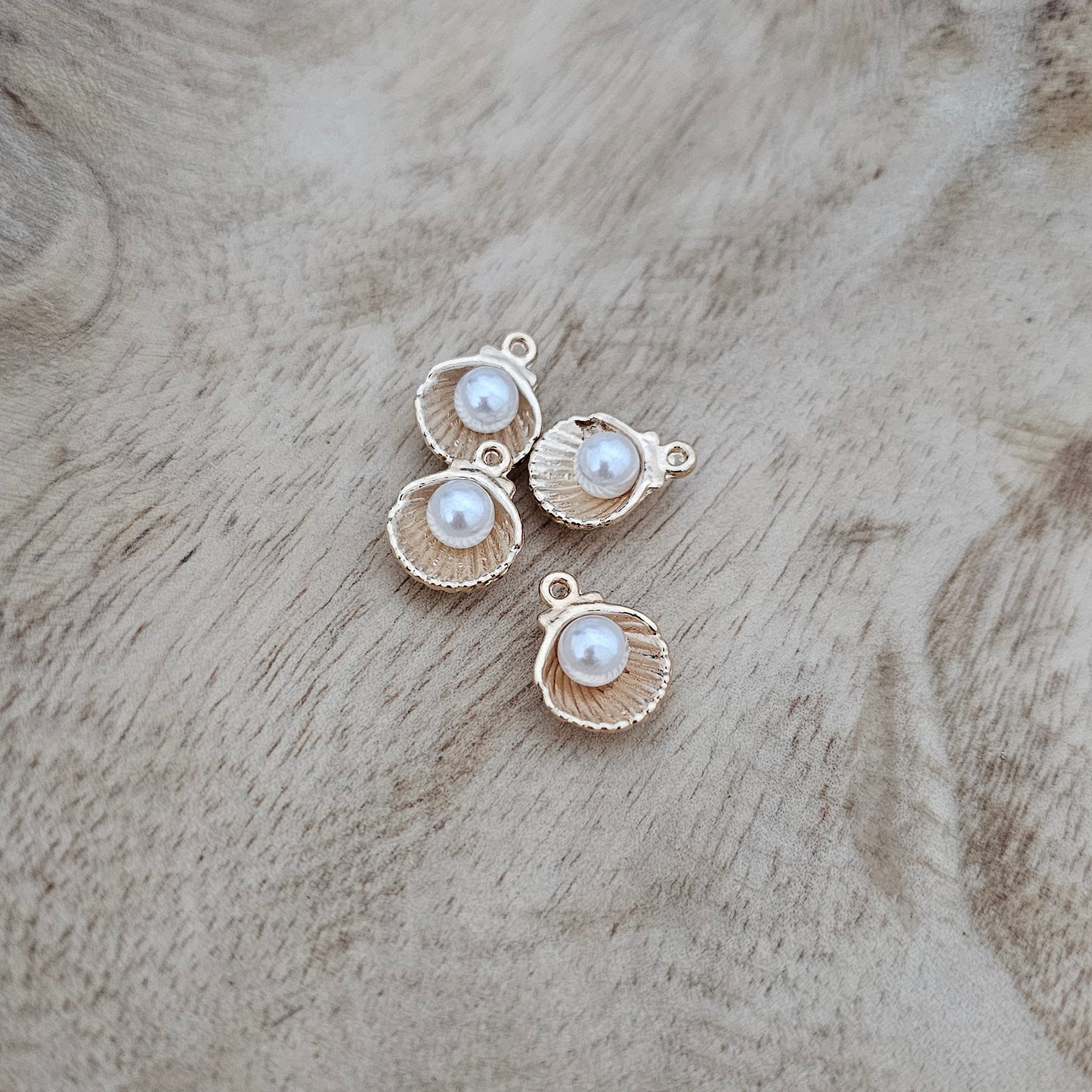 Custom Char Gold Seashell Pearl Custom Charm Necklace