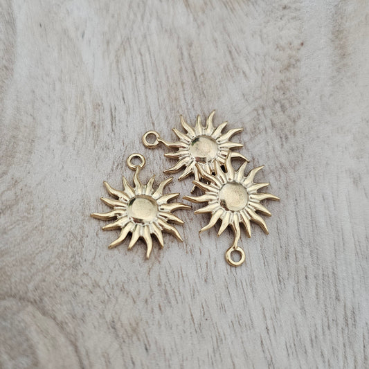 Custom Charms Gold Fun Sun Charm