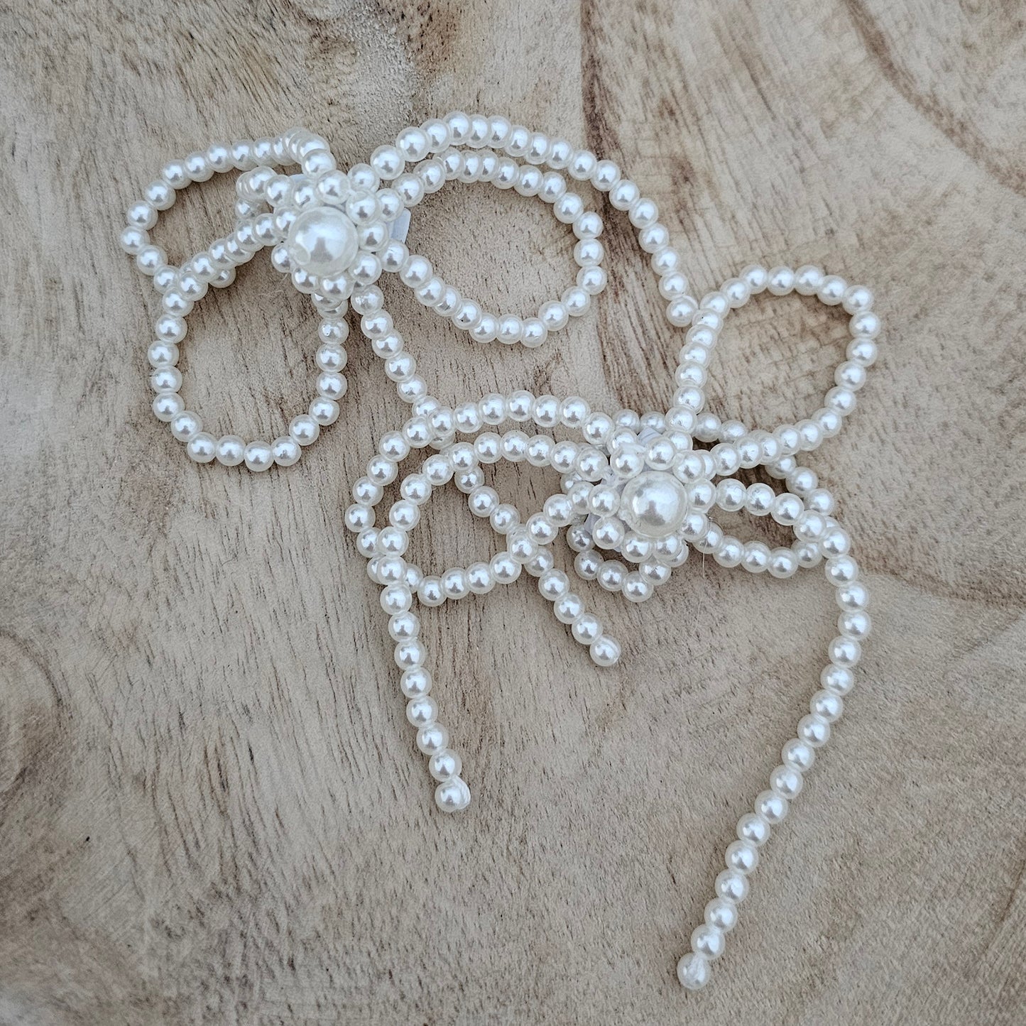 Pearl Bow Shoe Charms