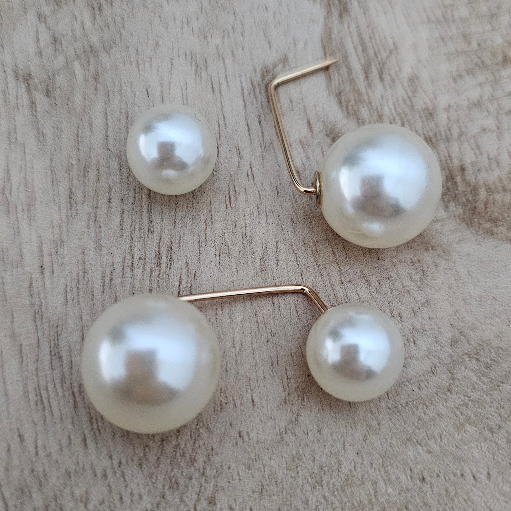 Pearl Straight Bar Shoe Pins Custom Charms Close Up Open